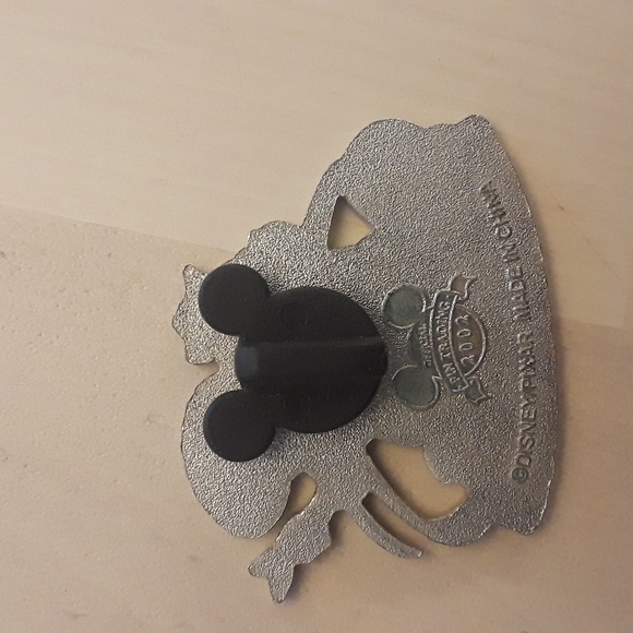 Jesse and Bullseye Disney Trading Pin 2002 - Picture 4 of 4